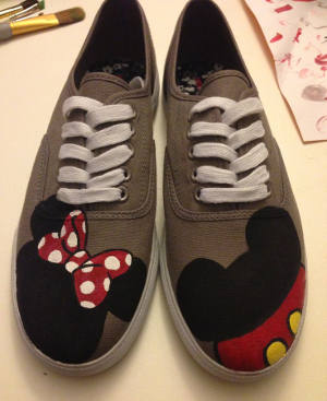 15 Customisations De Chaussures Avec Des Posca Ou Des Feutres Textile